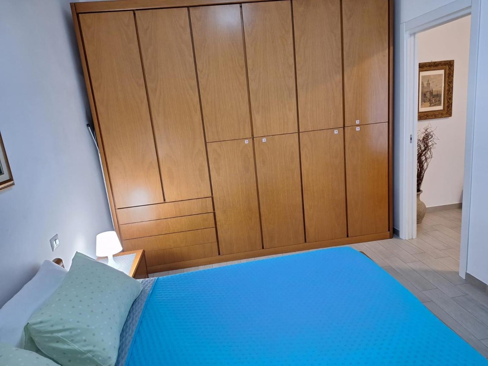 Bnb Milano Dipinta Di Blu Esterno foto