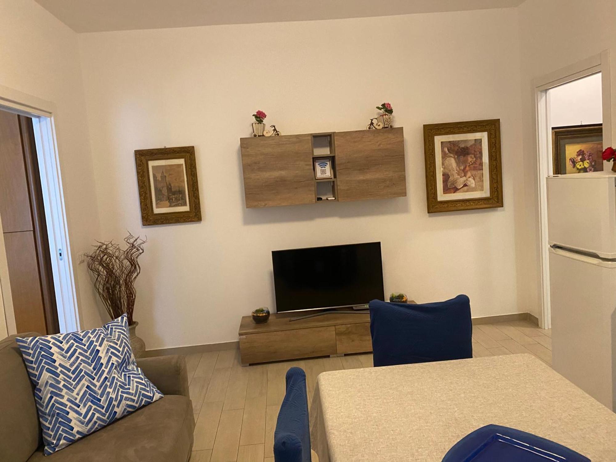 Bnb Milano Dipinta Di Blu Esterno foto