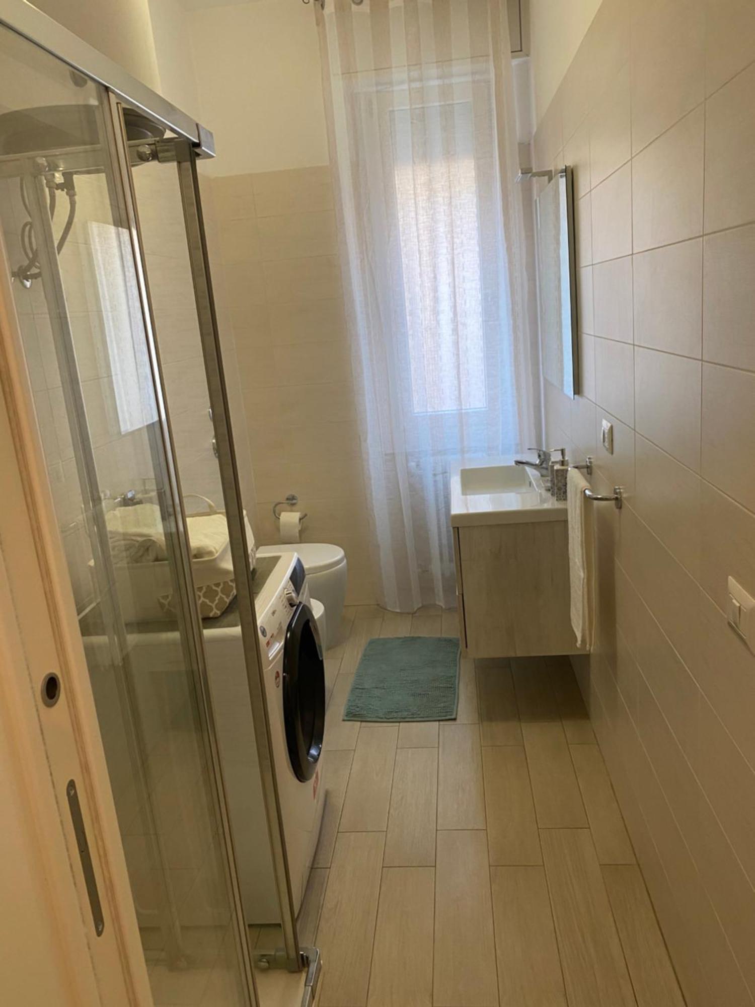 Bnb Milano Dipinta Di Blu Esterno foto