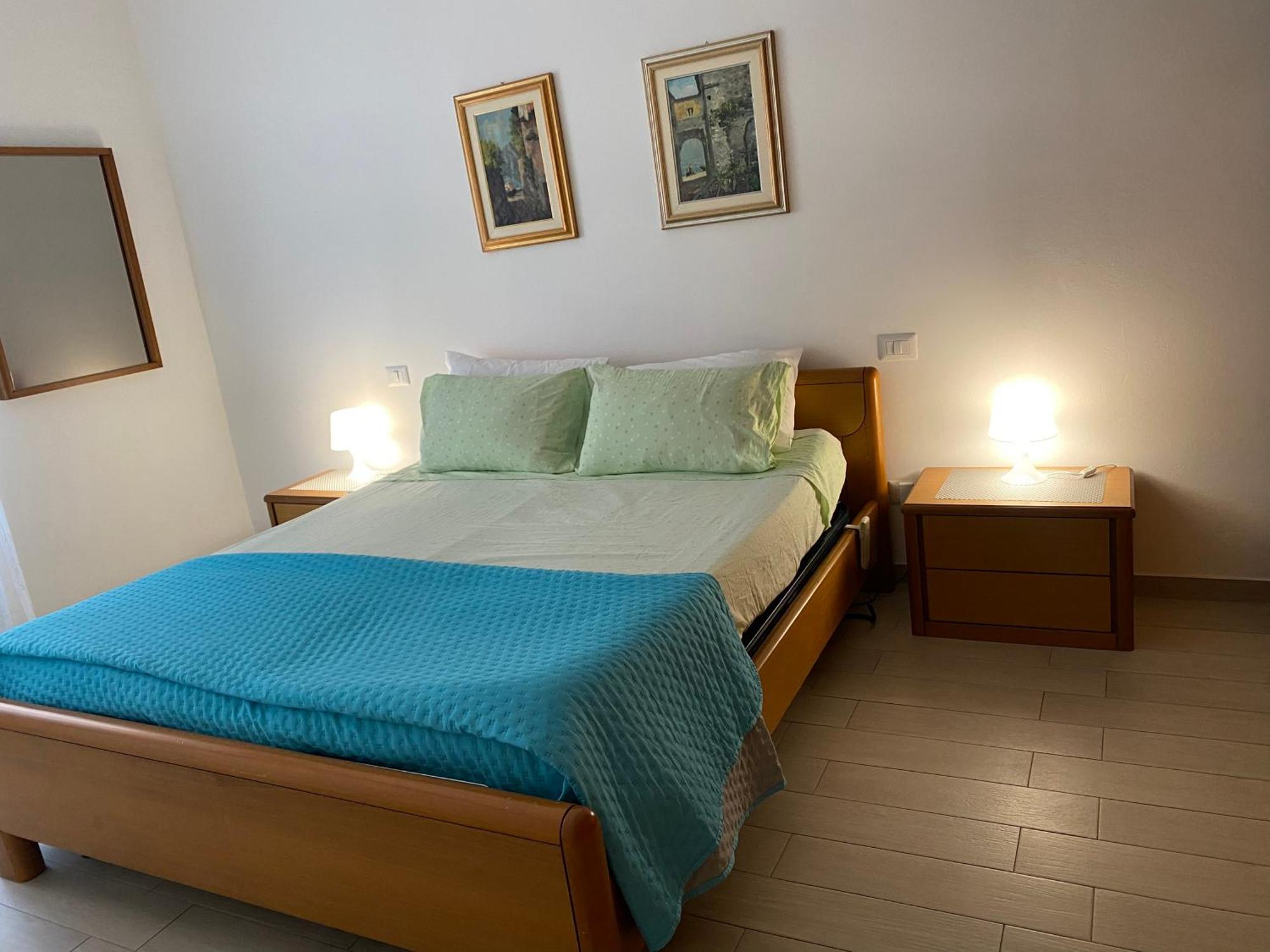 Bnb Milano Dipinta Di Blu Esterno foto